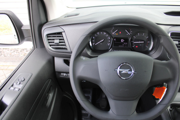Opel Vivaro L3H1 2.0 BlueHDi 145 S&S L3 | Voorraad leverbaar | Airco | Camera | Apple carplay / Android auto |