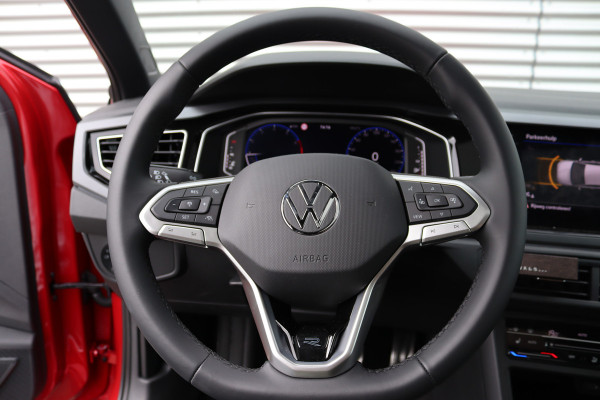 Volkswagen Polo 1.0 TSI R-Line Business+ Panorama dak , 17 inch bergamo