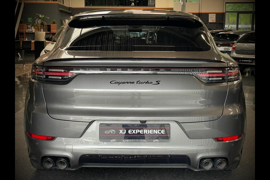 Porsche Cayenne 4.0 TURBO S E-HYBRID 680 PK KERAMISCH PANO