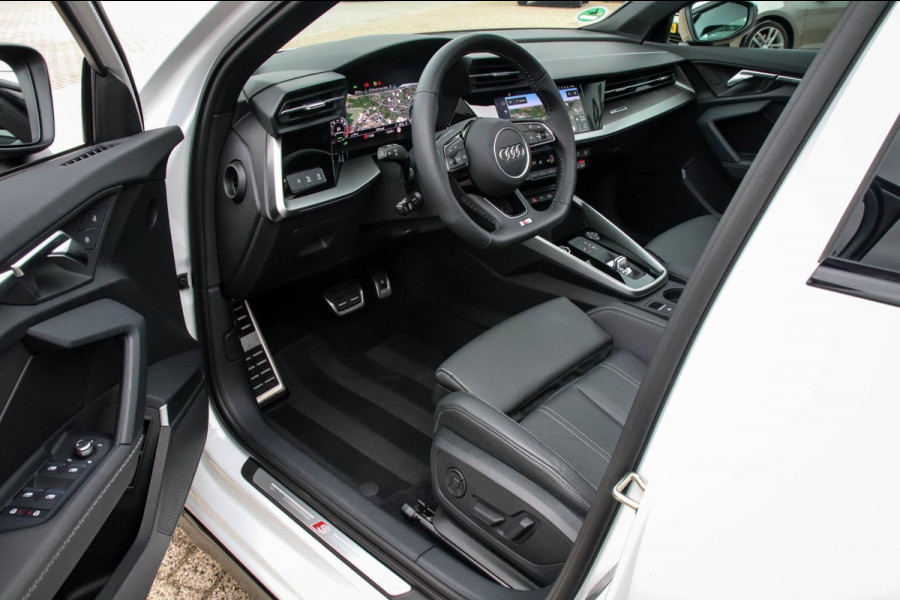 Audi A3 45 TFSIe 45TFSI e PHEV S Edition S-line 245pk S-Tronic Elektrische Kuipstoelen|Virtual Cockpit|Panoramadak|LED Matrix|B&O