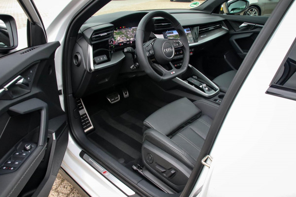 Audi A3 Sportback 45TFSI e PHEV S Edition S-line 245pk S-Tronic Elektrische Kuipstoelen|Virtual Cockpit|Panoramadak|LED Matrix|B&O