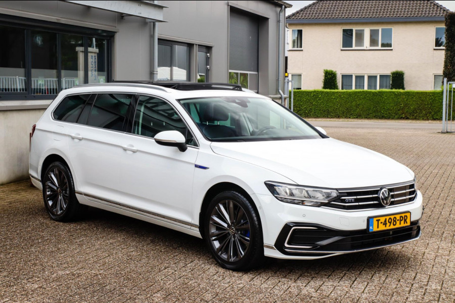 Volkswagen Passat Variant 1.4 TSI PHEV GTE Business 218pk DSG 1e|DLR|Panoramadak|Virtual Cockpit|LED|Lederen sportstoelen|NAVI|ACC