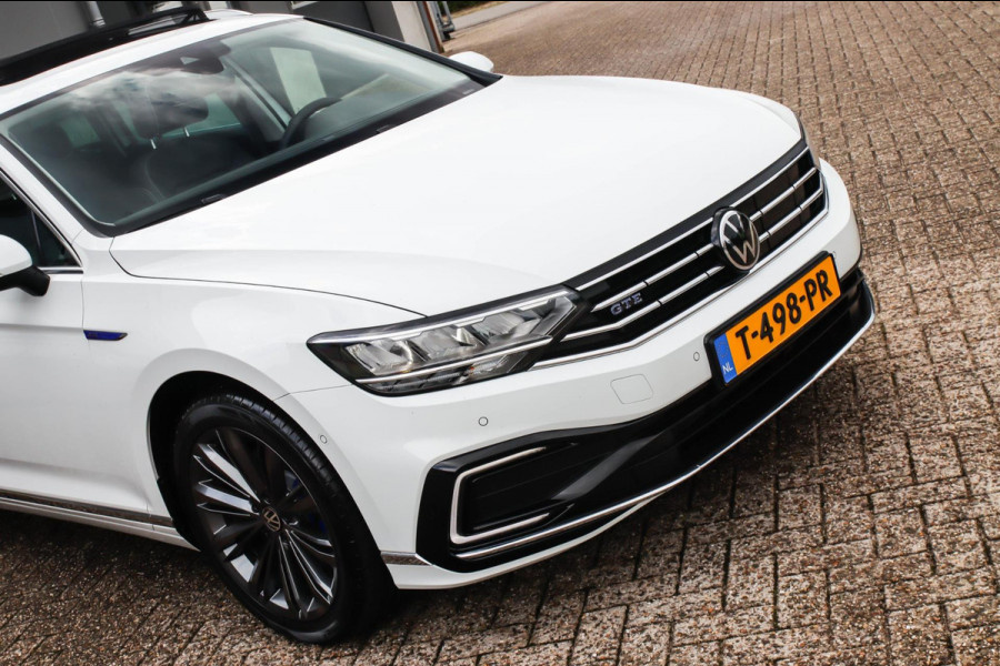 Volkswagen Passat Variant 1.4 TSI PHEV GTE Business 218pk DSG 1e|DLR|Panoramadak|Virtual Cockpit|LED|Lederen sportstoelen|NAVI|ACC