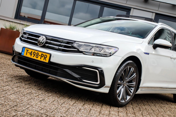 Volkswagen Passat Variant 1.4 TSI PHEV GTE Business 218pk DSG 1e|DLR|Panoramadak|Virtual Cockpit|LED|Lederen sportstoelen|NAVI|ACC