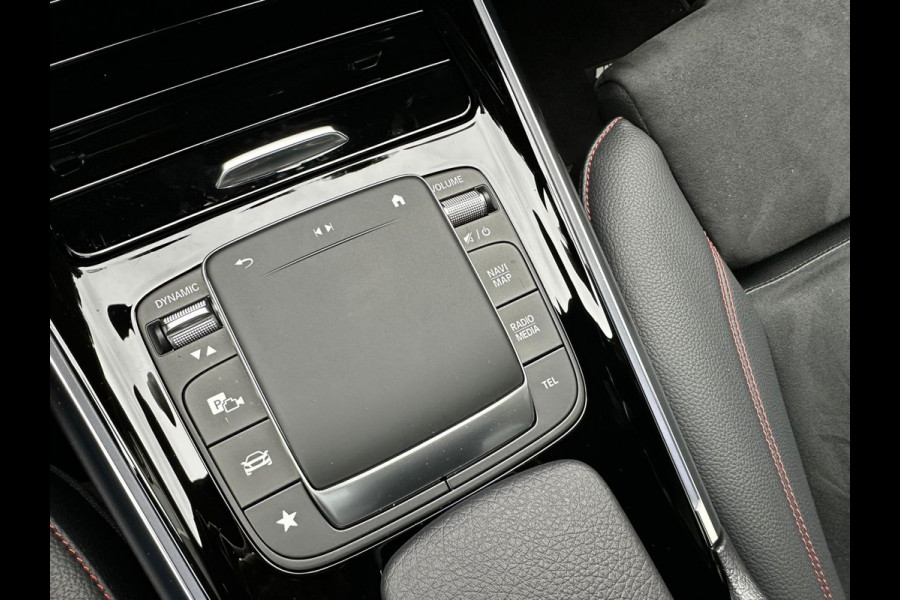 Mercedes-Benz EQA 250 AMG interieur Edition 1 69 kWh trekhaak