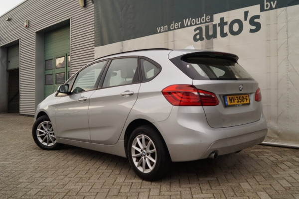 BMW 2 Serie 218d 150pk Automaat Executive -LEER-NAVI-LED-PDC-ECC-