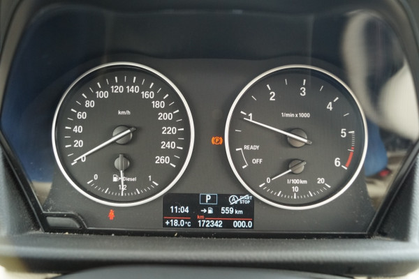 BMW 2 Serie 218d 150pk Automaat Executive -LEER-NAVI-LED-PDC-ECC-