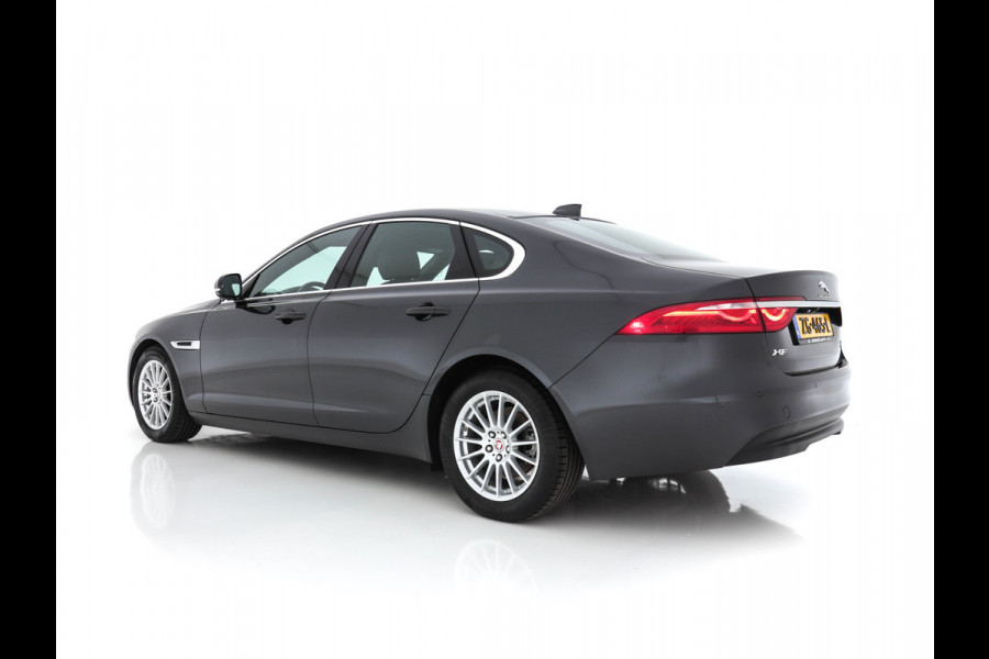Jaguar XF 2.0d R-Sport Premium-Business-Pack Aut. *NAVI-FULLMAP | BI-XENON | NAPPA-VOLLEDER | CAMERA | SPORT-SEATS | ECC | PDC | CRUISE | LANE-ASSIST *