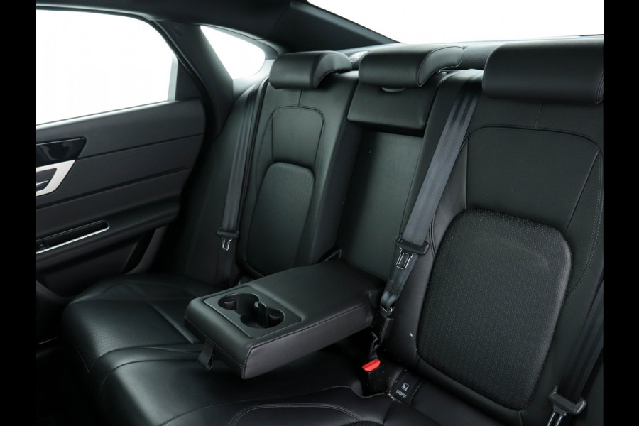Jaguar XF 2.0d R-Sport Premium-Business-Pack Aut. *NAVI-FULLMAP | BI-XENON | NAPPA-VOLLEDER | CAMERA | SPORT-SEATS | ECC | PDC | CRUISE | LANE-ASSIST *