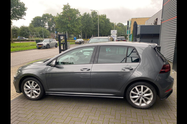 Volkswagen Golf 7.5 1.5 TSI 150PK Highline R-LINE NAVI LED