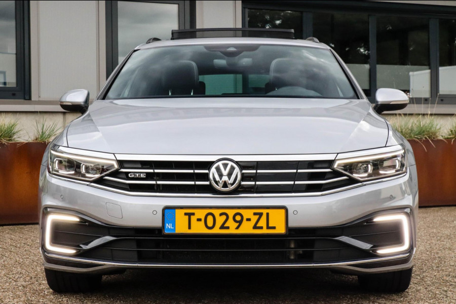 Volkswagen Passat Variant 1.4 TSI PHEV GTE Business 218pk DSG 1e|DLR|Panoramadak|Virtual Cockpit|LED|Lederen sportstoelen|NAVI|ACC