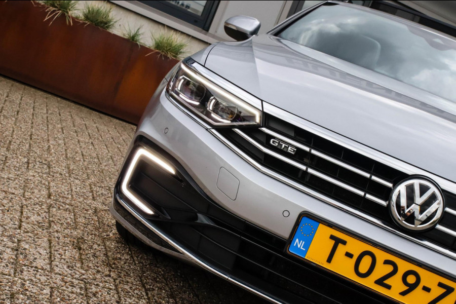 Volkswagen Passat Variant 1.4 TSI PHEV GTE Business 218pk DSG 1e|DLR|Panoramadak|Virtual Cockpit|LED|Lederen sportstoelen|NAVI|ACC