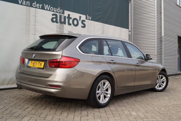 BMW 3 Serie Touring 318i Executive Automaat -LEER-PANO-LED-NAVI-ECC-PDC-