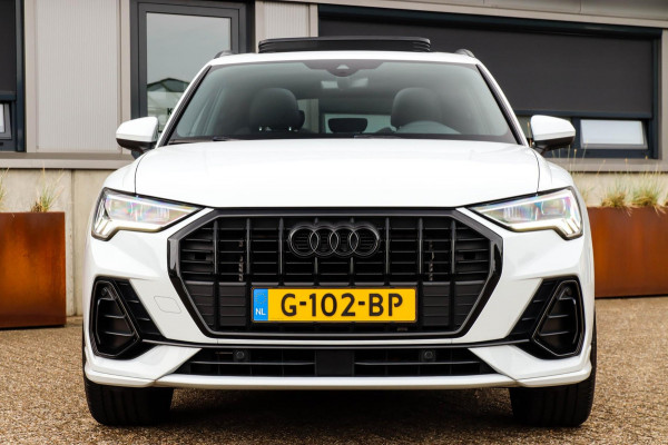 Audi Q3 35 TFSI 1.5 TFSI S Line Pro Line S 150pk S-Tronic! 1e Eig|NL|DLR|Panoramadak|Virtual Cockpit|LED Matrix|Leder|20inch|Black