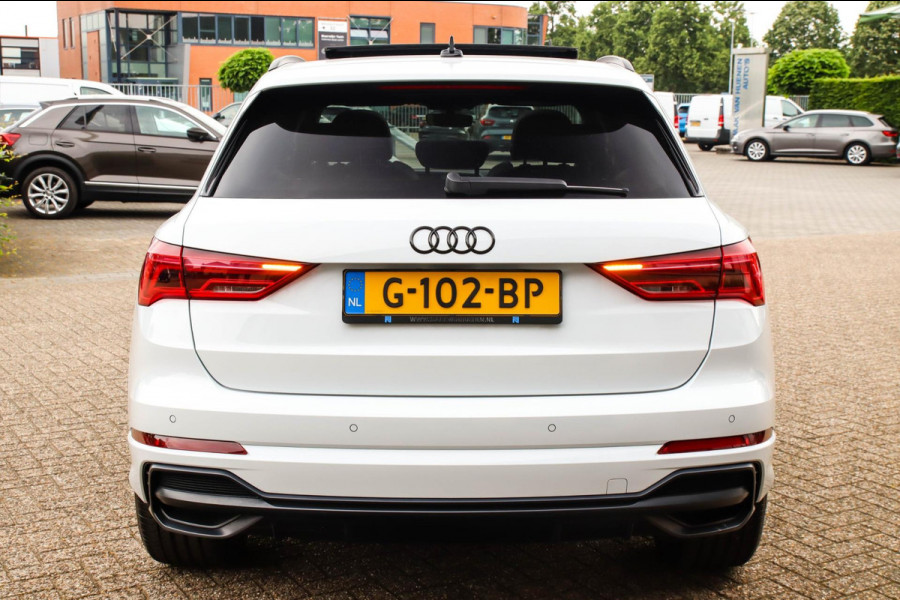 Audi Q3 35 TFSI 1.5 TFSI S Line Pro Line S 150pk S-Tronic! 1e Eig|NL|DLR|Panoramadak|Virtual Cockpit|LED Matrix|Leder|20inch|Black