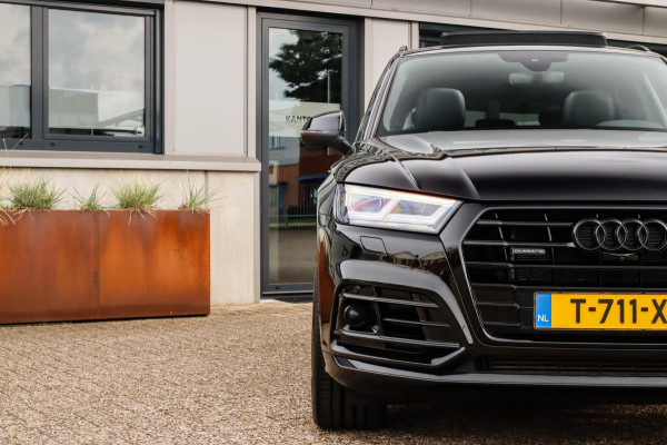 Audi Q5 55 TFSI e Quattro Competition Pro Line S S-Line 367pk Automaat Luchtvering|Panoramadak|Virtual Cockpit|S kuipstoelen|Black