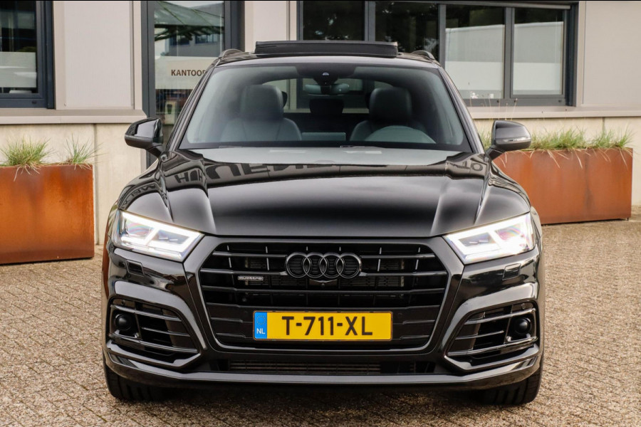 Audi Q5 55 TFSI e Quattro Competition Pro Line S S-Line 367pk Automaat Luchtvering|Panoramadak|Virtual Cockpit|S kuipstoelen|Black