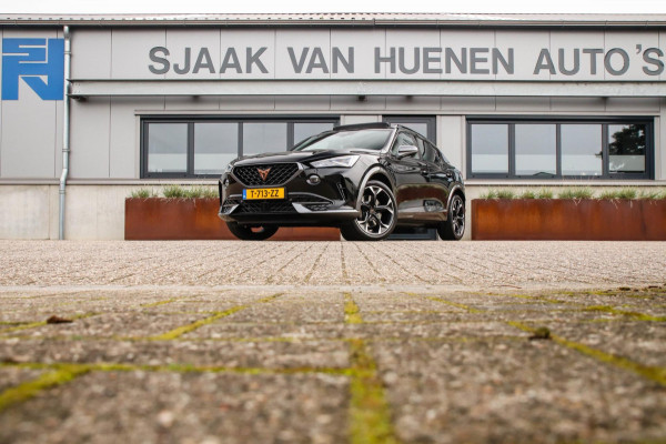 CUPRA Formentor 1.4 e-Hybrid VZ Performance 245pk DSG! Panoramadak|Virtual Cockpit|LED Matrix|Kuipstoelen|Performance stuur|Camera