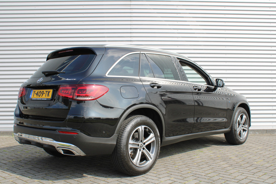 Mercedes-Benz GLC 300e 4MATIC | Plug-in | 320PK | Adap. Cruise | Rondom camera | 18" LM | Parkeerpakket |