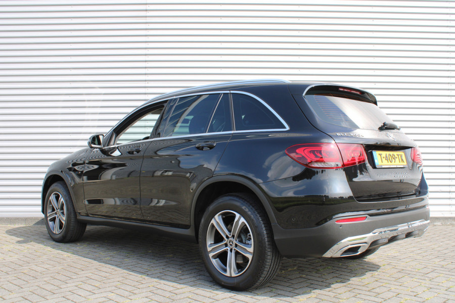 Mercedes-Benz GLC 300e 4MATIC | Plug-in | 320PK | Adap. Cruise | Rondom camera | 18" LM | Parkeerpakket |