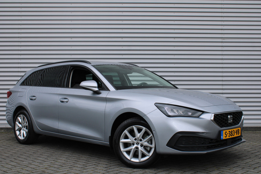 Seat Leon Sportstourer 1.5 eTSI DSG 150pk Style Business Intense | 16" LM | Stuurverwarming | Navi | Cruise | Parkeerassistent |