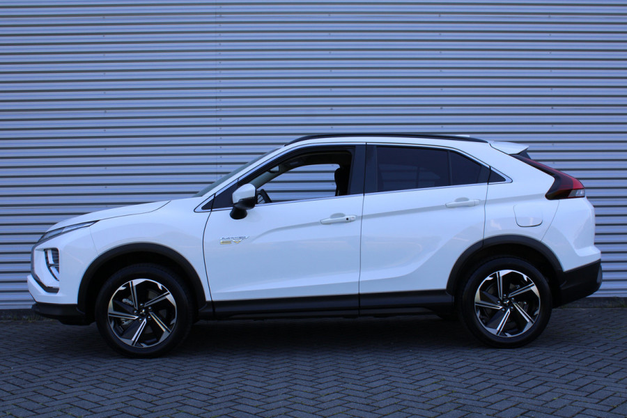 Mitsubishi Eclipse Cross 2.4 PHEV Intense | Airco | Navi | Cruise | 18" LM | Camera |