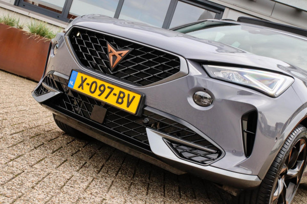 CUPRA Formentor 1.4 e-Hybrid VZ Copper Edition 245pk DSG! 1e|DLR|Panoramadak|Virtual Cockpit|LED Matrix|Kuipstoelen|NAVI|Camera|19