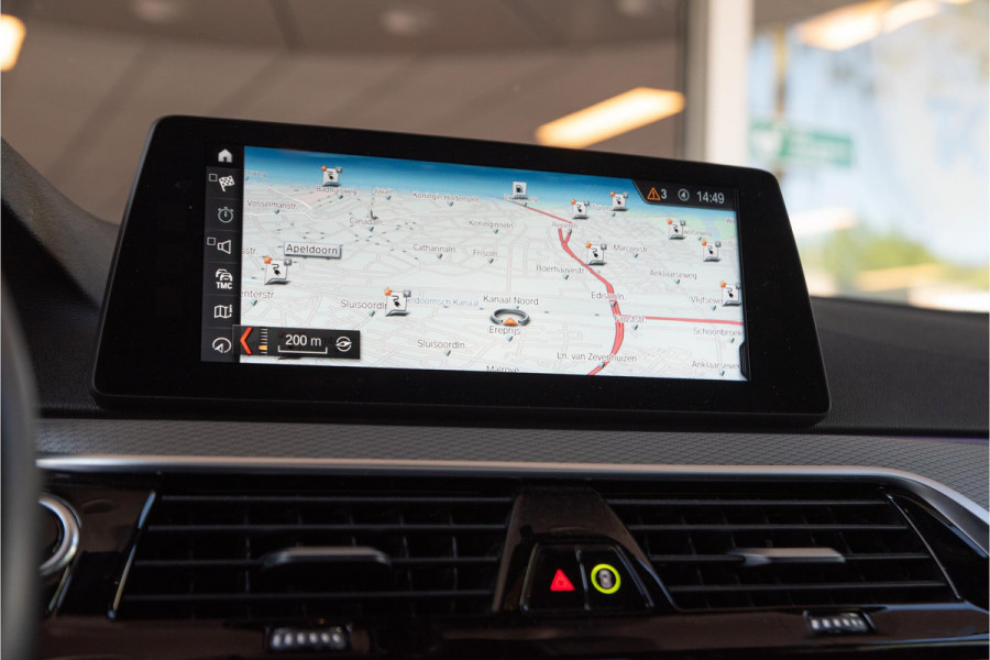 BMW 5 Serie 530e iPerformance M Pakket Ambient 360 Camera Navigatie Cruise HUD