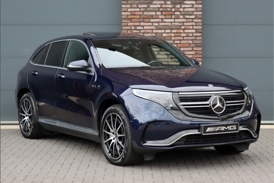 Mercedes-Benz EQC 400 4-MATIC AMG Line 80 kWh | ex BTW 45.000,- | Schuifdak | Distronic+ | Memory | Verwarmd Stuurwiel | Surround Camera | Leder | Keyless Go | Augmented Reality | Voorklimatisering |