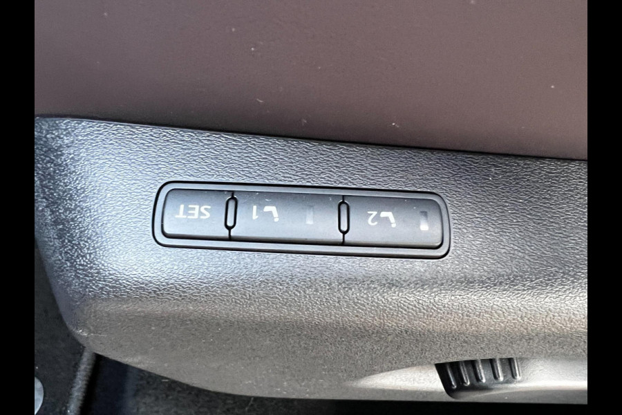 Nissan QASHQAI 1.3 DIG-T Tekna + / 140 PK / Panoramadak / Leder + Memory / Navigatie + Camera rondom / Stoelverwarming