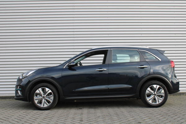 Kia e-Niro DynamicLine 64 kWh | 3 Fase | Airco | Camera | 17" LM | Cruise | Navi |