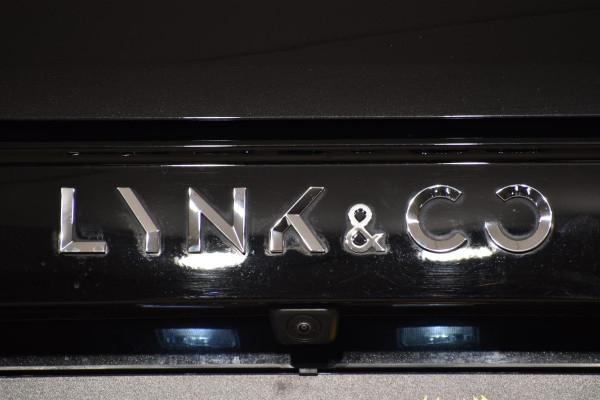 Lynk & Co 01 262PK Automaat / Panoramadak / Led verlichting / Adaptive cruise control / 20'' velgen
