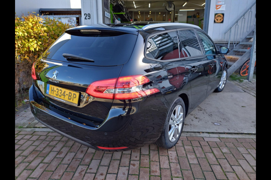 Peugeot 308 SW 1.2 PureTech Blue Lease Executive