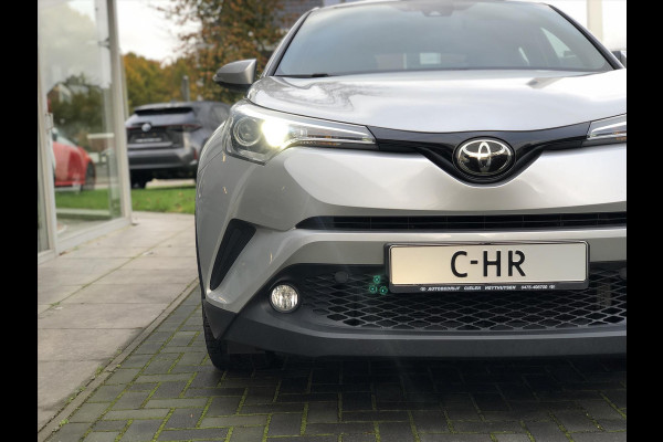 Toyota C-HR 1.2 Turbo Dynamic | Navigatie, Parkeercamera, Lichtmetalen velgen, DAB+, Keyless, Licht + Regensensor