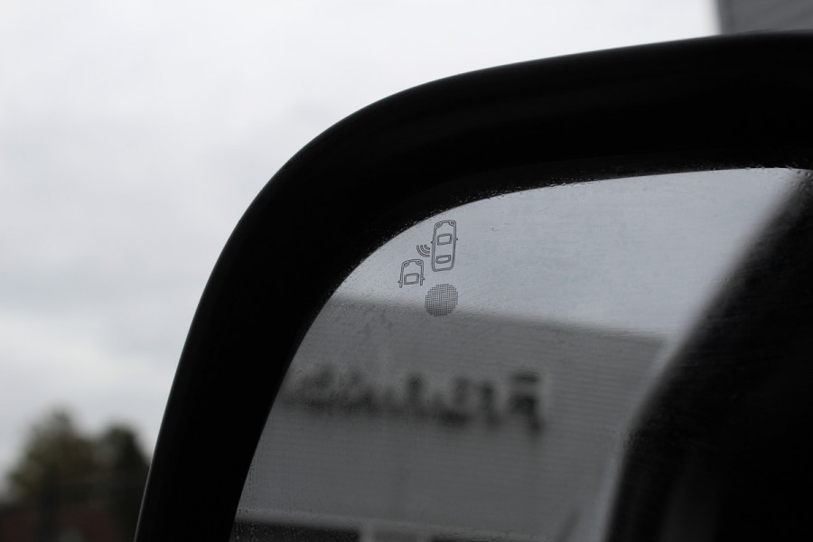 Opel Combo 1.5D 100PK L1H1 Edition | BLIS | Camera | Navigatie |