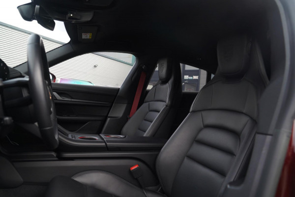 Porsche Taycan Sport Turismo 79 kWh | incl BTW | 360 Camera | Bose Sound system | Luxe leder | Luchtvering | Unieke kleur |