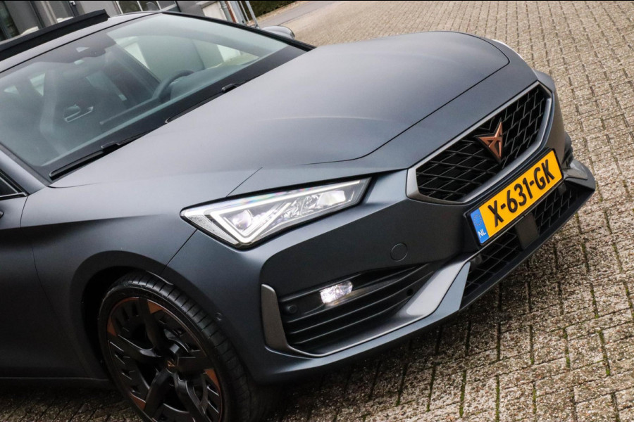 CUPRA Leon 1.4 e-Hybrid VZ Copper Edition 245pk DSG! 1e|Panoramadak|Virtual Cockpit|LED Matrix|Kuipstoelen elektrisch|NAVI|Camera