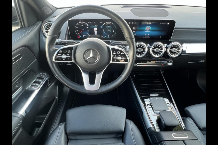 Mercedes-Benz Glb 250 Premium Plus 224pk Keyless Sfeerverlichting 360 Camera Night pakket