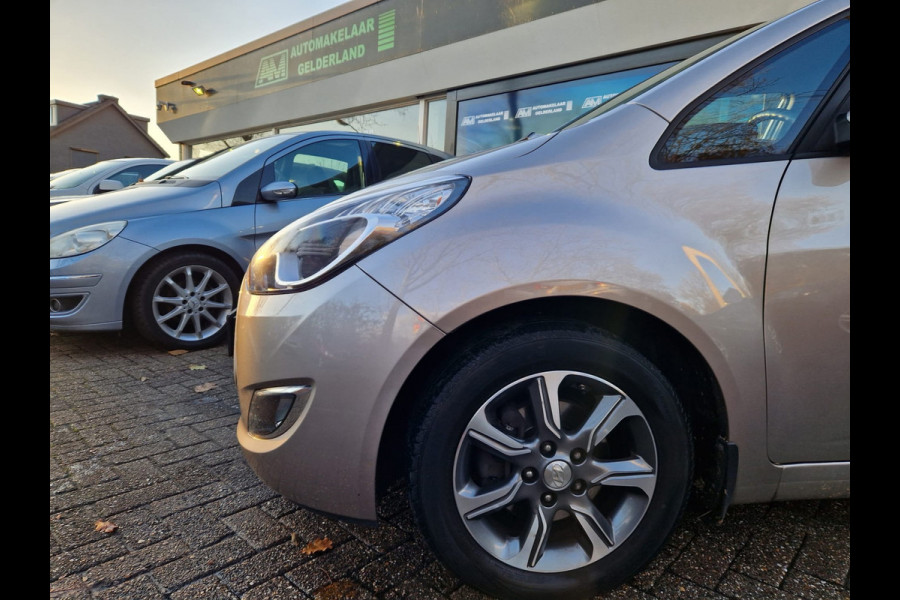 Hyundai ix20 1.4i Go! 1E EIGENAAR|12MND GARANTIE|NW APK|PDC|LMV|NAVI|CAMERA