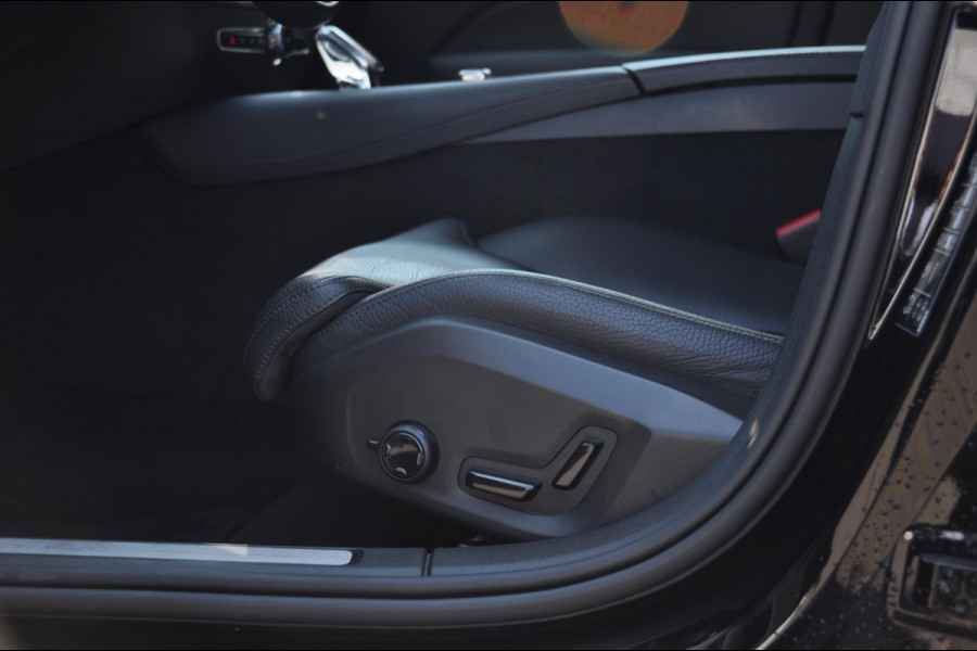 Volvo V60 T6 340PK Automaat Recharge AWD Inscription / BLIS/ Parkeersensoren met camera/ Stoel en stuurwielverwarming/ Elektrische stoel