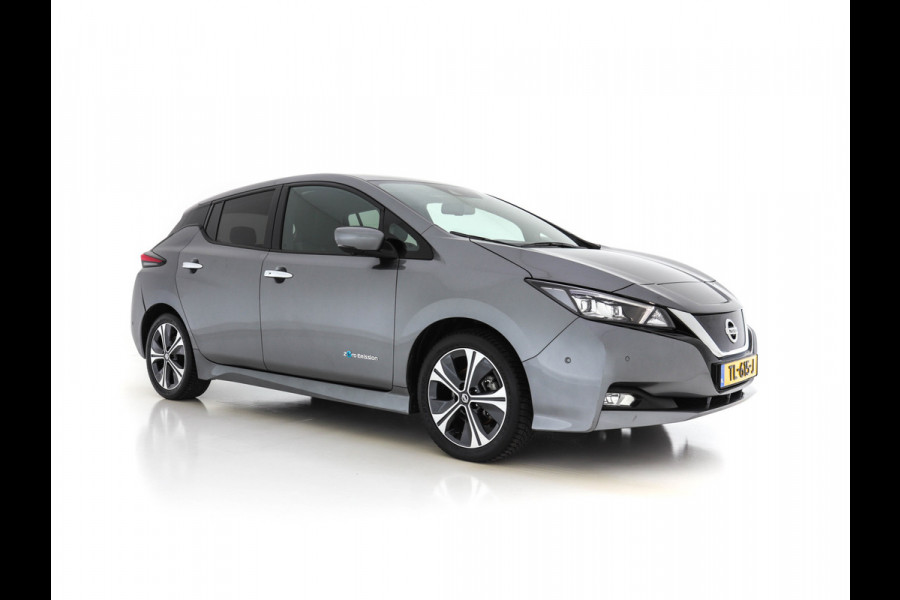 Nissan Leaf Tekna 40 kWh (INCL-BTW) AUT. * FULL-LEATHER | BOSE-AUDIO | FULL-LED | KEYLESS | SURROUND-VIEW | DAB | BLIND-SPOT | NAVI-FULLMAP | ADAPTIVE-CRUISE | DIGI-COCKPIT | COMFORT-SEATS | 17"ALU*