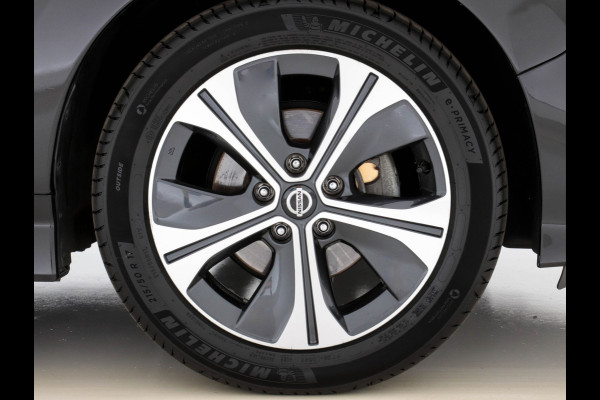 Nissan Leaf 2.ZERO EDITION 40 kWh (INCL-BTW) *ACC | NAVI-FULLMAP | SURROUND-VIEW | KEYLESS | BLIND-SPOT | DAB | ECC | PDC | VIRTUAL-COCKPIT*