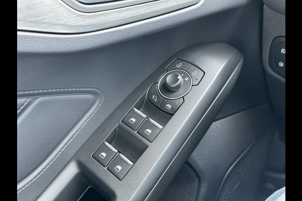 Ford Focus 1.0 EcoBoost Hybrid Titanium 125pk Sync 4 | Nieuw! VOORRAAD! | Achteruitrijcamera | Winterpack | Navigatie | Apple Carplay / Android auto