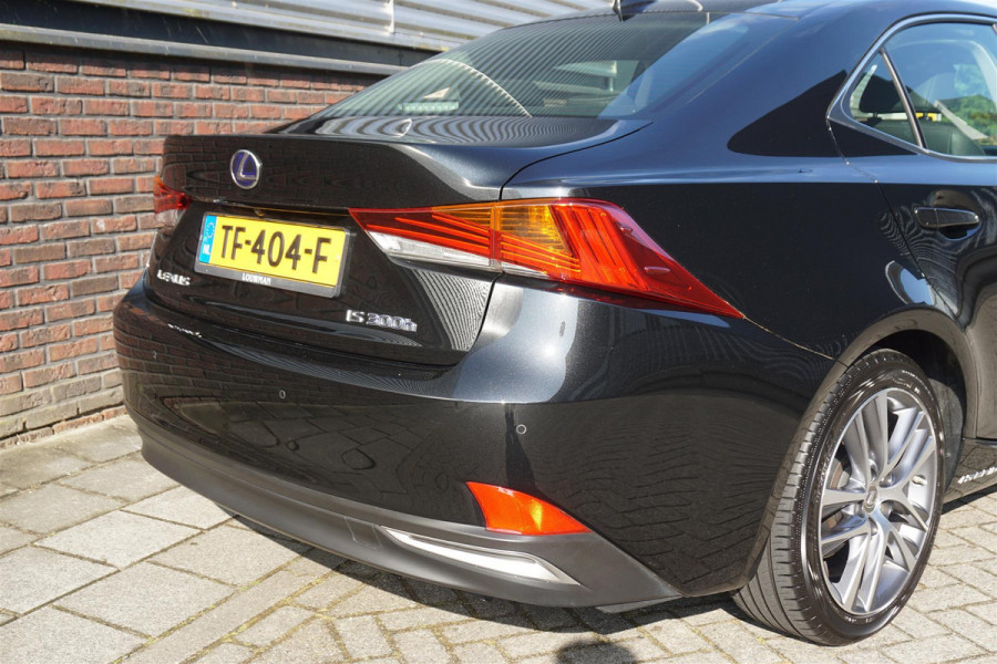 Lexus IS 300h Hybrid Dealer-onderhouden|Premium-Navigatie|Stoelverwarming|Business Line