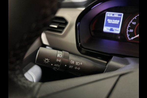 Maxus EDELIVER 3 LWB 50 kWh / 100% Elektrisch / UIT VOORRAAD LEVERBAAR! / Carplay / Camera / 7 inch Touchscreen / Lease vanaf 312,- per maand!