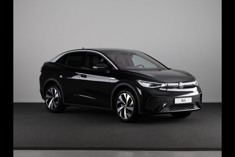 Volkswagen ID.5 Pro ELEKTROMOTOR 150 kW / 204 pk SUV Elektrische a Navi| 20'LM-velgen|360* rondom camera | verwarmd stuur en-stoelen| IQ-lights