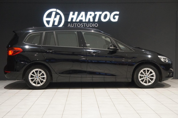 BMW 2 Serie Gran Tourer 216i + STOELVERWARMING / NAVIGATIE