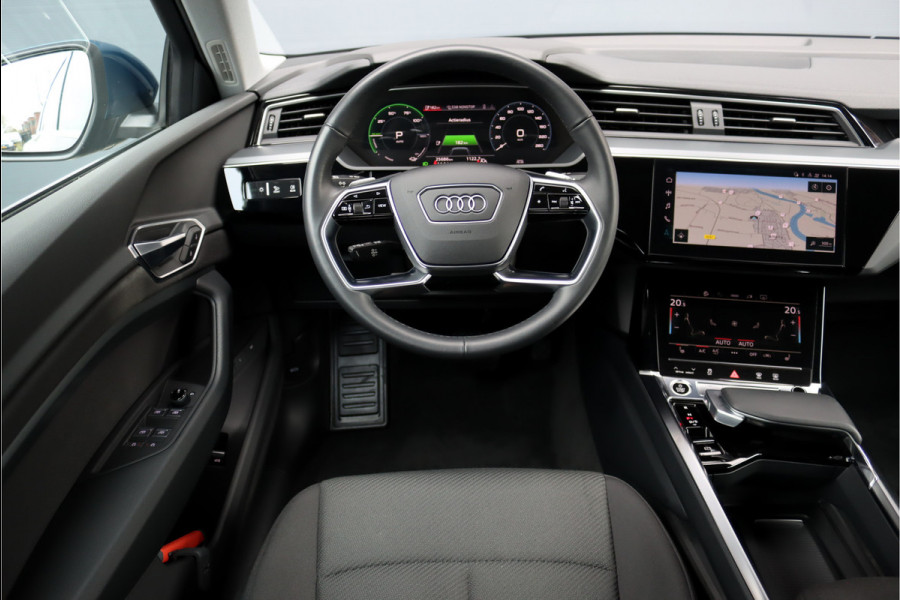 Audi e-tron 55 Quattro Advanced edition 95 kWh | Luchtvering | MMI Navigation Plus | Memory | Camera | Keyless Go | Voorklimatisering | Lane Depature Warning | Parkeerhulp Plus | Cruise Control | DAB | Stoelverwarming |
