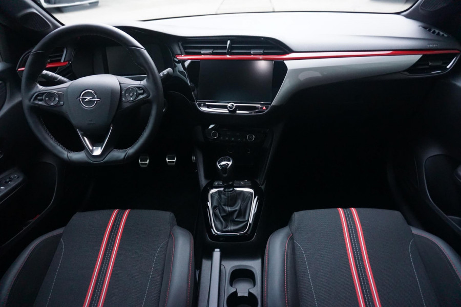 Opel Corsa 1.2 Turbo GS Line Panoramadak | Navigatie | 17" Lm velgen