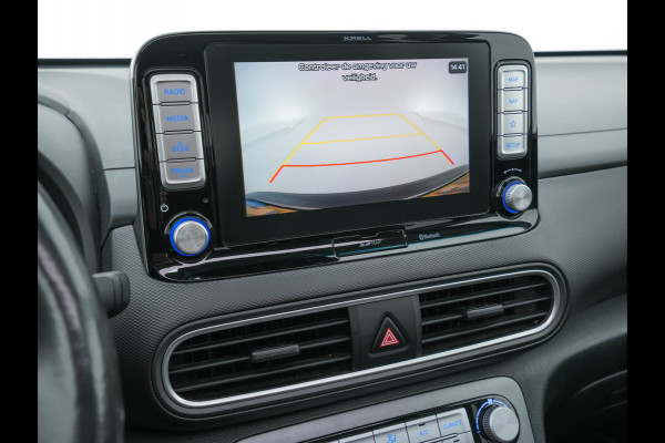 Hyundai Kona EV Premium 64 kWh (INCL-BTW) *PANO | VOLLEDER | ACC | HUD | FULL-LED | CAMERA | KRELL-AUDIO | NAVI-FULLMAP | ECC | PDC | DAB | APP-CONNECT | LANE-ASSIST | COMFORT-SEATS | VIRTUAL-COCKPIT*